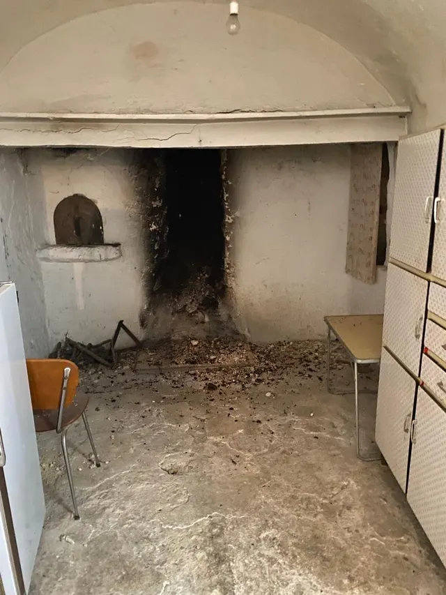 CASA CUEVA PARA PEQUEÑA REFORMA — 10