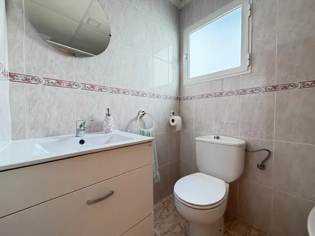 Ático con vistas al mar en av. de las habaneras con vistas al mar. 2 dorm. 1 baño. superficie de 79 m2. — 11