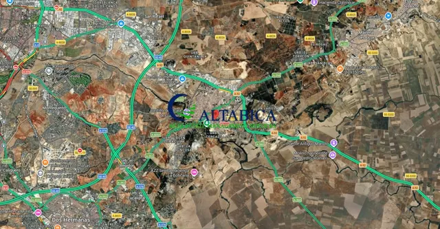 Local comercial en Venta en Alcala De Guadaíra Sevilla — 4
