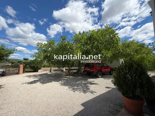 CHALET VENTA EN EXCLUSIVA EN KAPITALIA Y MUY CERCA DE LA CIU - foto 4