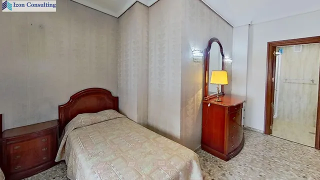 amplia vivienda con vistas al Altozano y plaza de garaje — 22