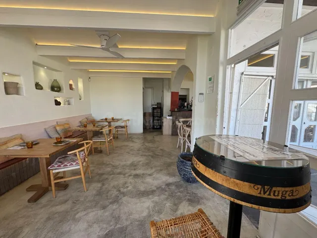 AMPLIO LOCAL EN VENTA EN NOGALERA — 5