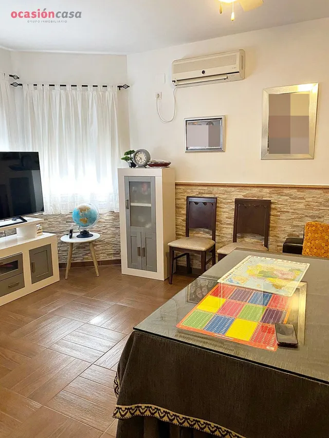 PARCELA DE 700 m2 , con 2 casas equipadas de cocina , habitaciones , baños ...! — 25