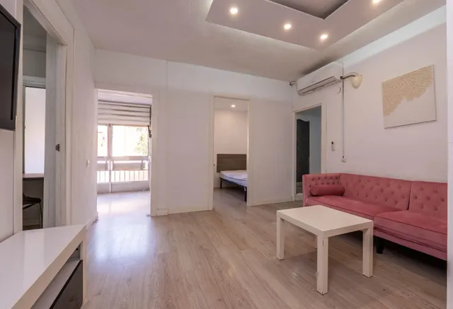 Piso de 5 dormitorios ideal para INVERSORES junto a edificio Junta Andalucía de Almanjáyar — 11