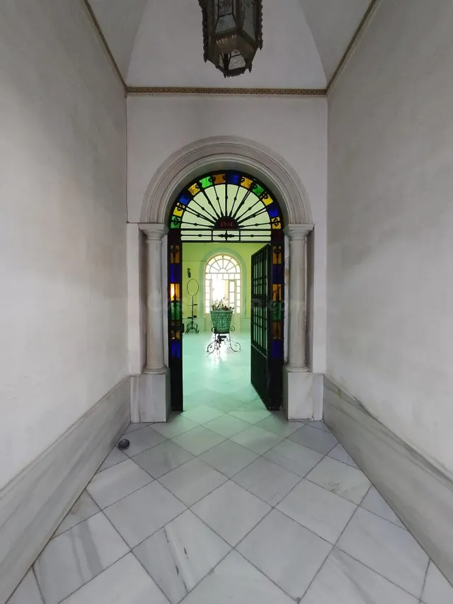 CASA PALACIO EN FUENTE DE CANTOS - foto 2