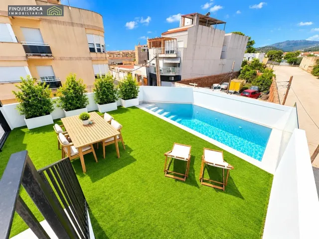 Exclusivo chalet de diseño con piscina privada a 200 metros del mar en les cases d’alcanar — 37