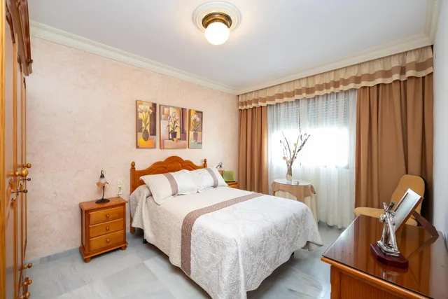 Casa de 6 dormitorios con piscina privada, terrazas y espectaculares vistas en Órgiva – Granada — 25