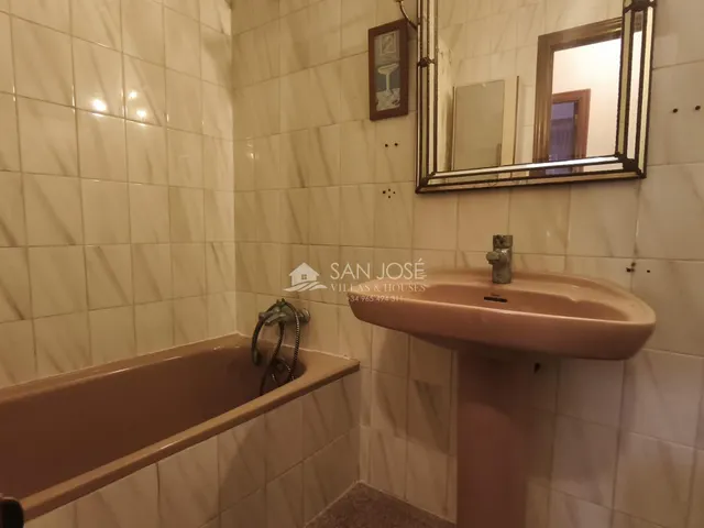 VENTA DE CASA EN ASPE, ZONA CENTRO — 31