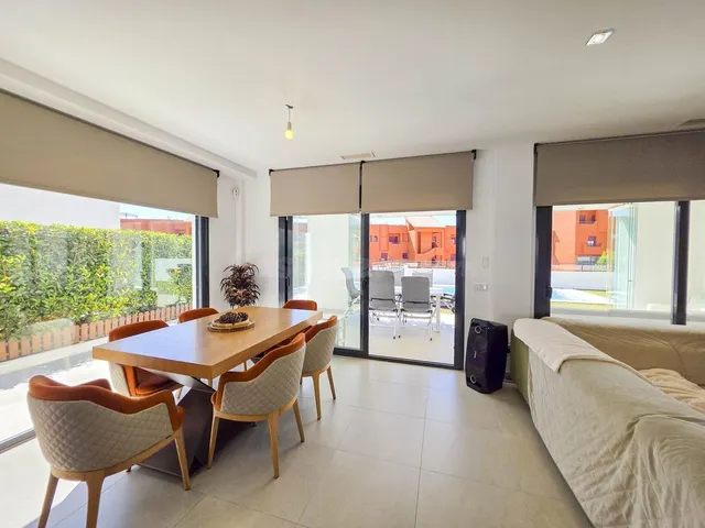Villa 3 habitaciones 168m² en venta - Puerto de la Duquesa — 4