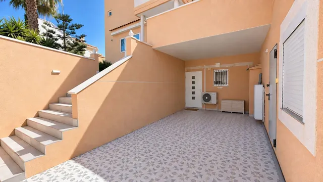 Villa 6 habitaciones 168m² en venta - Ciudad Quesada — 46