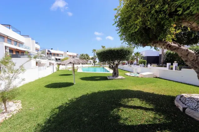 Apartamento 2 habitaciones 69m² en venta - Villamartín-Las Filipinas — 27