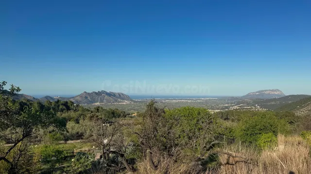 Parcela con vistas al mar en La Vall de Laguar – Construye t