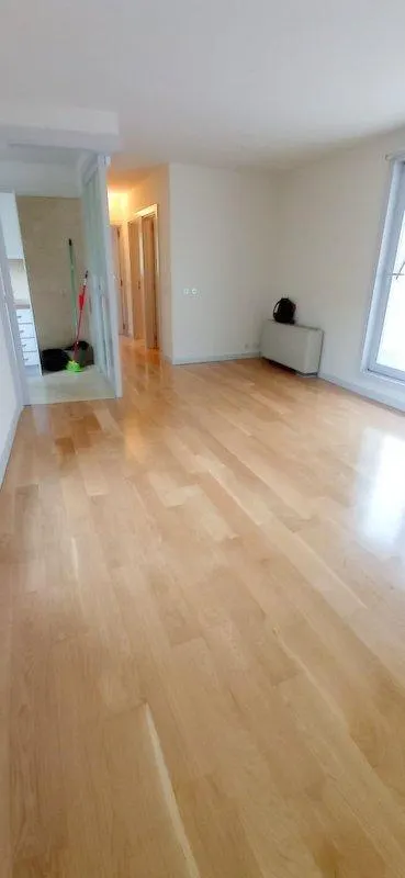PISO CON TERRAZA EN ALQUILER EDIFICIO ZAIDA EN GRANADA — 10