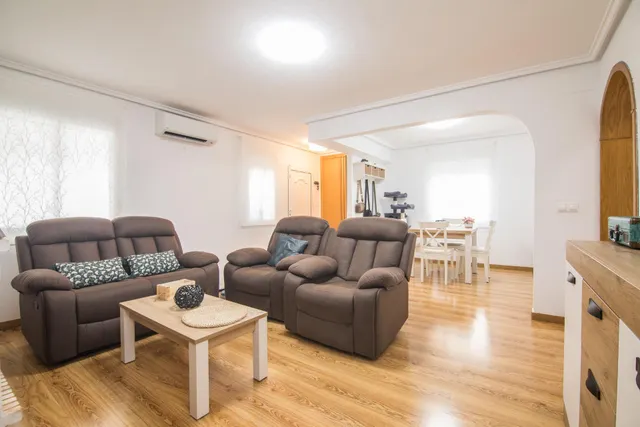 CHALET PAREADO A UN PASO DEL CAMPO DE GOLF CON 5 habitaciones 3 BAÑOS — 15
