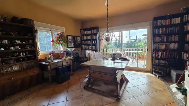 Chalet 5 habitaciones 900m² en venta - Costa Del Sol — 5