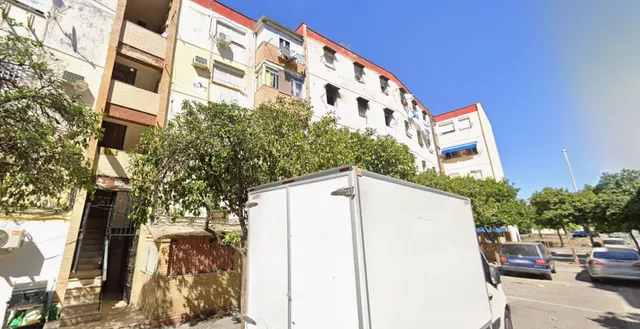 Venta piso en Sevilla — 3