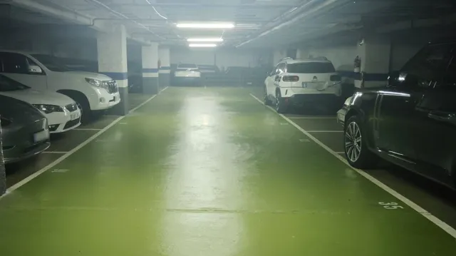 Parking de moto 5m² en alquiler - Eixample — 13