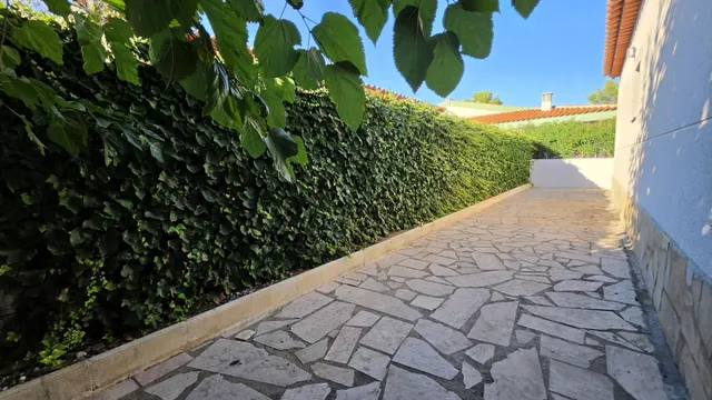 Chalet con piscina y licencia turística cerca del mar — 29