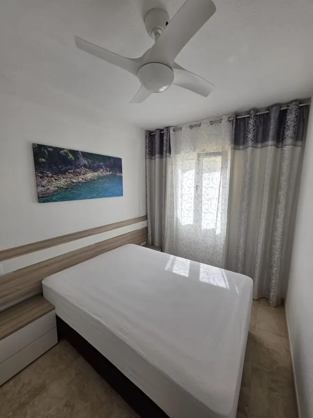 Apartamento a 100 m. playa reformado y amueblado — 24