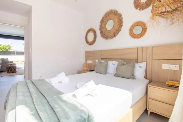 Villa de 3 dormitorios y 3 baños en santiago de la rivera (san pedro del pinatar) — 34