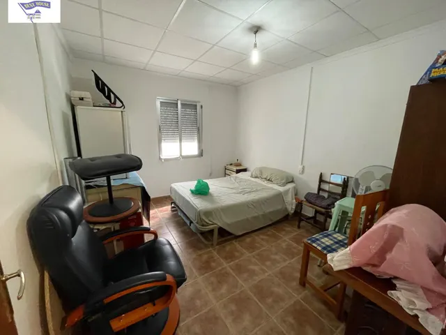 EDIFICIO EN BARRIO SAN PEDRO — 10
