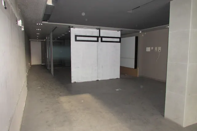 LOCAL COMERCIAL EN VENDA SITUAT A VILANOVA DEL CAMÍ — 13