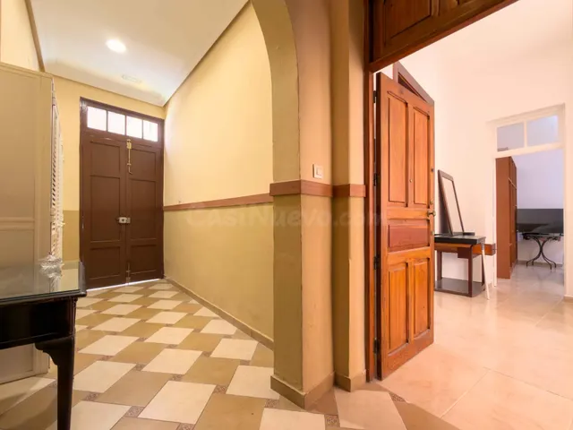 PISO BAJO DE 3 HAB. PATIO INTERIOR, SOLANA Y AZOTEA PRIVATIV - foto 4