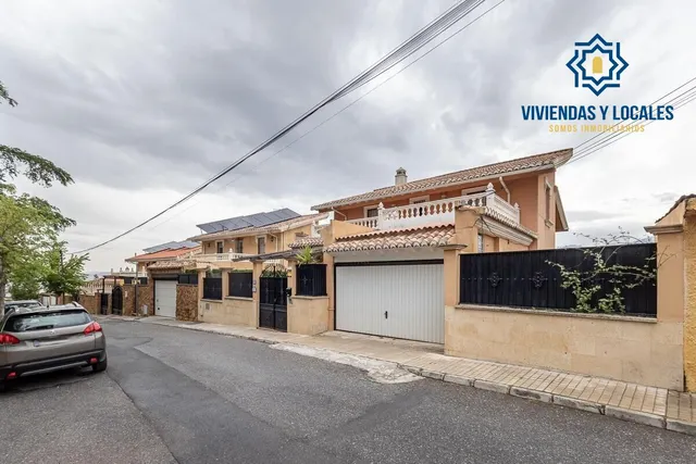 Espectacular Casa de Lujo en Urbanización Los Cerezos - foto 5
