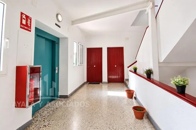 ¡tu nuevo hogar empieza con una gran oportunidad en calle ramón y cajal! — 22