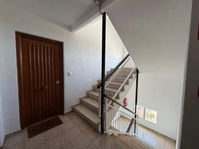 Amplia vivienda de 4 dormitorios en el centro de San Juan de Alicante — 26
