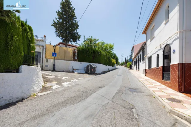 TERRENO URBANO BARRIO MONACHIL — 24