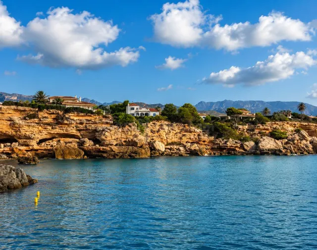 Fántastica casa de estilo catalan en 1ª línea de mar con vis