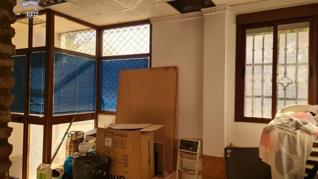 SE VENDE LOCAL DIÁFANO EN ZONA CUESTA DE LA RUJANA — 3