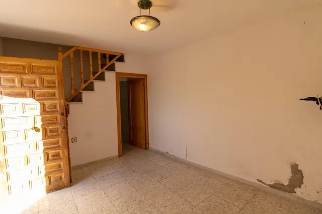 ENCANTADORA CASA EN VELEFIQUE — 3