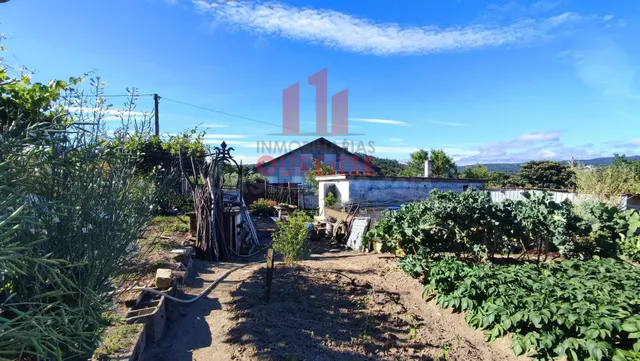 FINCA DE MÁS DE TRES MIL METROS CUADRADOS EN SAN CIBRAO DAS  - foto 4