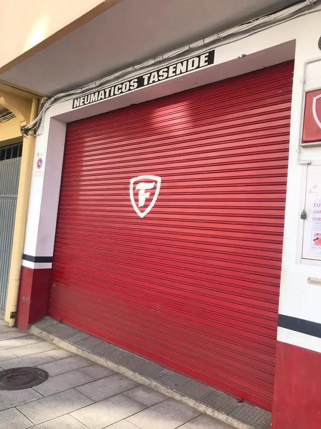 Se alquila negocio de neúmaticos en funcionamiento — 7