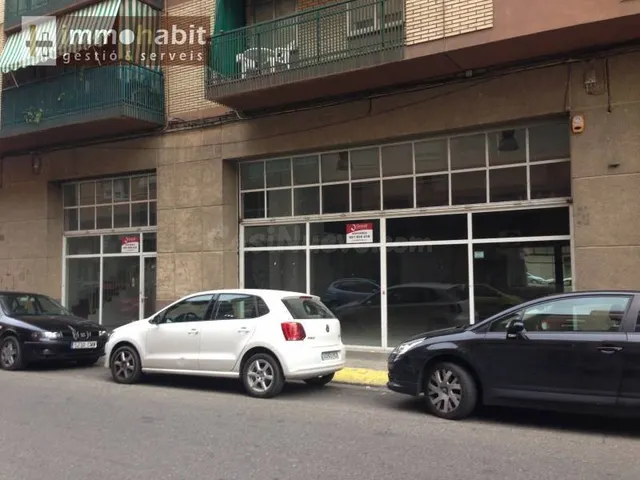 LOCAL DE 240 M2 EN CAP PONT - foto 3