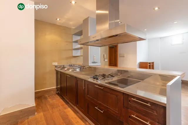 FANTÁSTICO TRÍPLEX EN CÁJAR: UNA VIVIENDA LLEVA DE AMPLITUD Y LUMINOSIDAD — 12