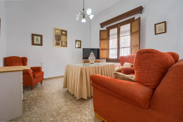 ¡¡ESPECTACULAR!! Adosada de esquina de 223 m2 con patio, terraza y garaje — 12
