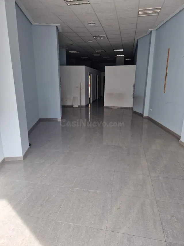 VENTA DE LOCAL COMERCIAL EN PLAZA PRECIOSA, EN MURCIA - foto 3