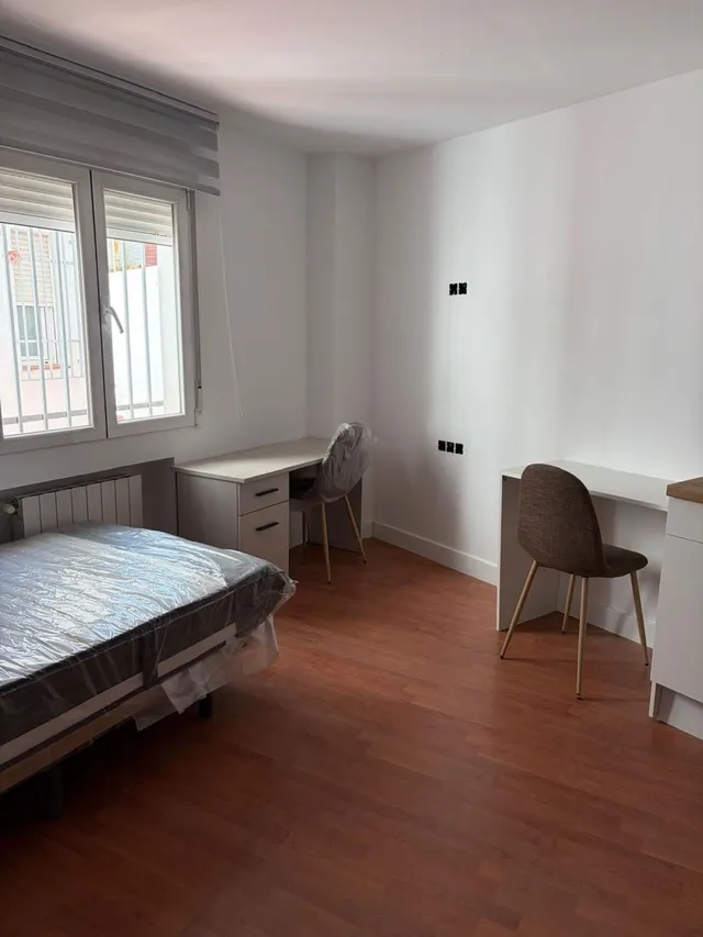 APARTAMENTO EN ALQUILER — 8