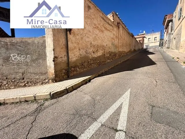 se vende terreno urbano a tres calles — 4