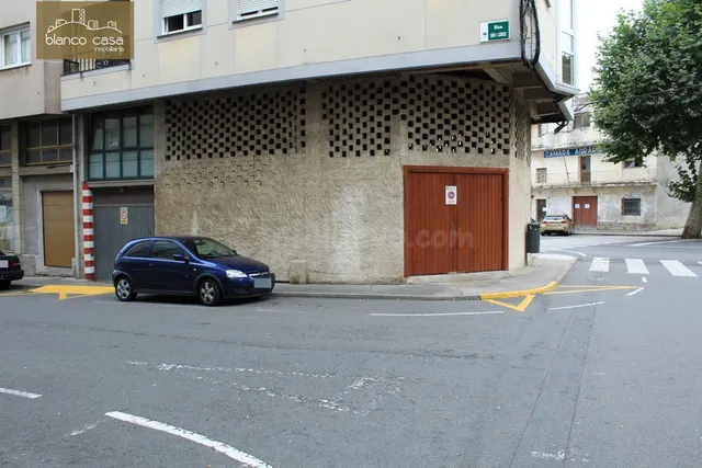 Local haciendo esquina de 100m2 en Avenida Milagrosa - foto 2