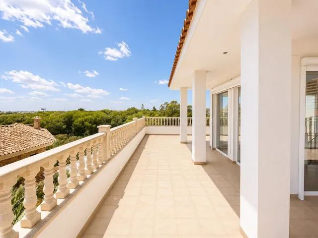 Villa de lujo en dehesa de campoamor en orihuela costa — 35