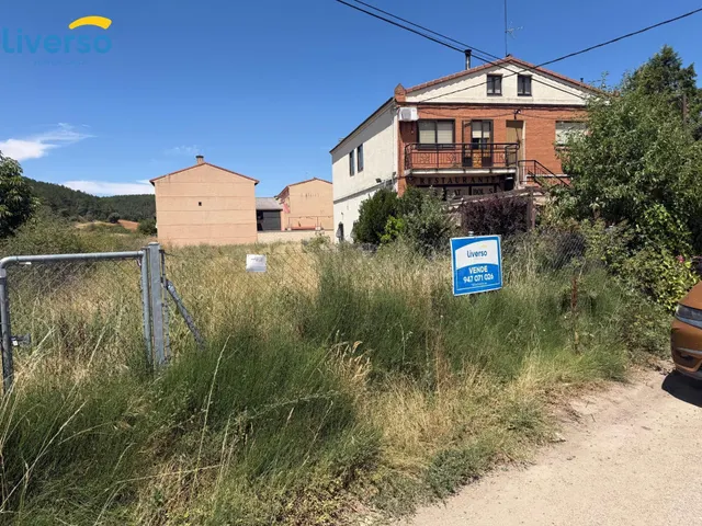 Terreno urbano muy bien localizado en Huerta del Rey - foto 3