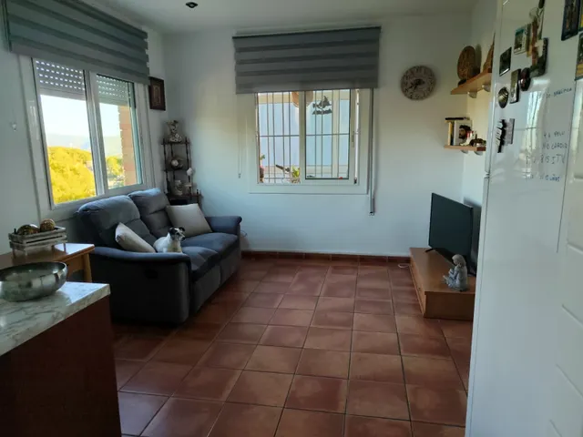 Casa en venta en Piera con dos viviendas independientes, jardín, piscina y parking — 30
