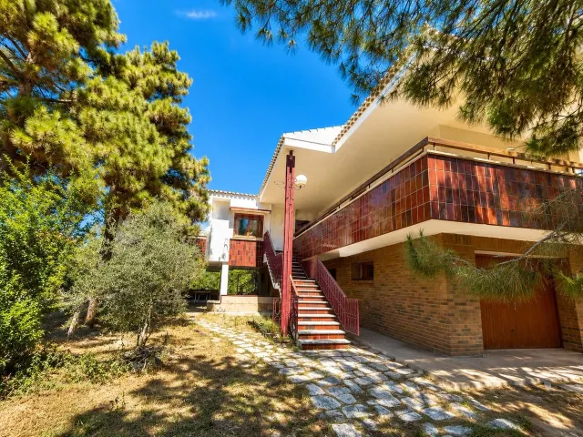 Villa 4 habitaciones 632m² en venta - Centro — 2