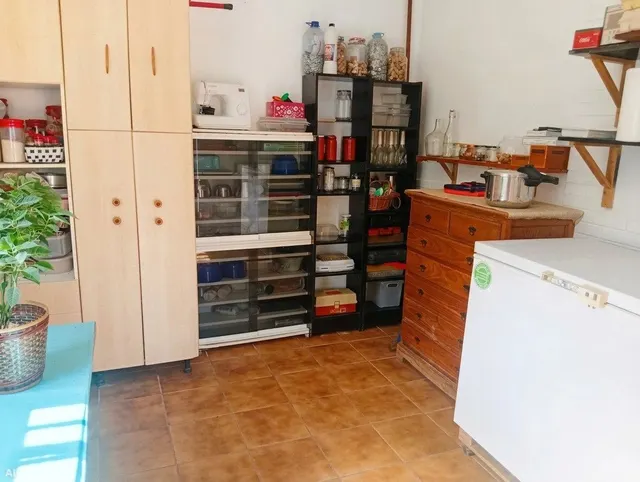 Chalet con piscina, bungalow y 2.500 m2 de parcela en Urbanización La Rocilla — 36