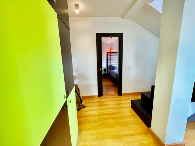 Casa de dos dormtorios con vistas al mar ya la montaña en Benalmádena, Costa del Sol — 20