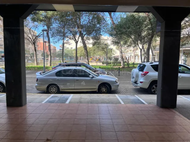 Local comercial diafano, amplio en Palamós, Zona Apart Hotel - foto 5